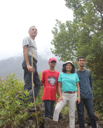 Arenal volcano national park hike