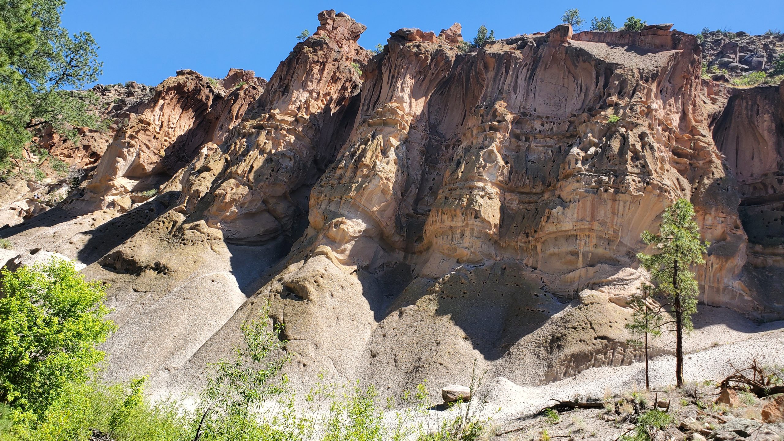 Bandalier Monument hike