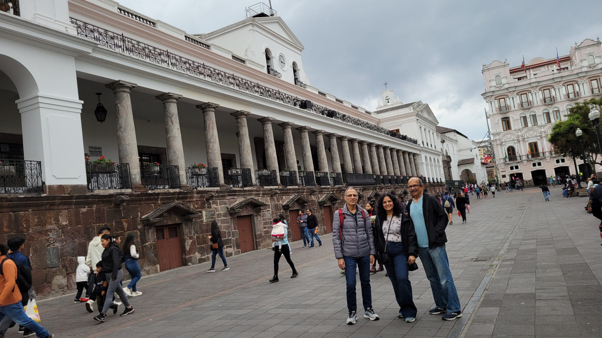 Central Plaza, Quito