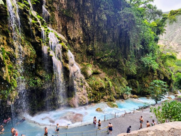 Grutas Tolontango Thermal baths