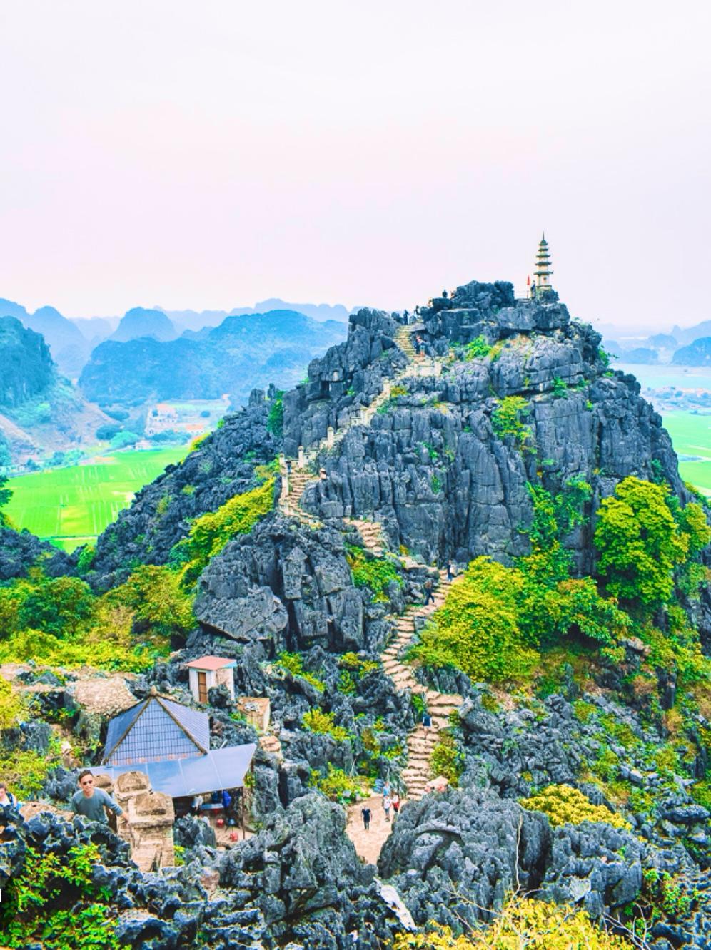 Hang Mua Viewpoint, Vietnam