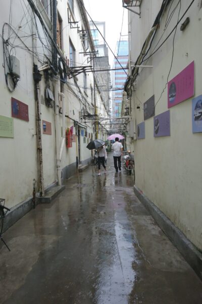 Narrow streets off Nanjing Road